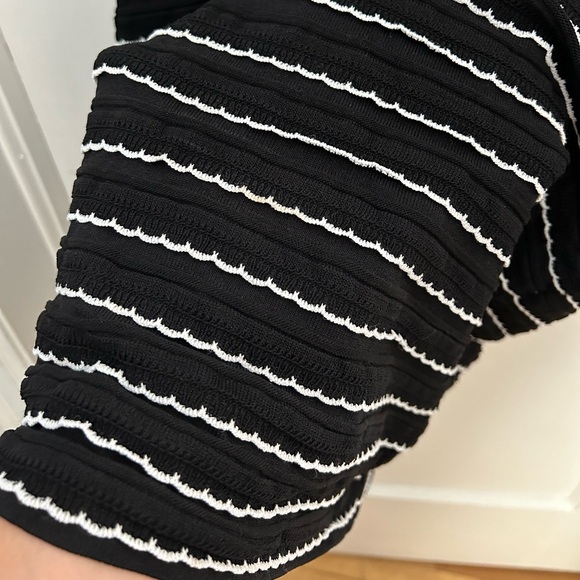 Ruffle Stripped Michael Kors Dress - Picture 7 of 7